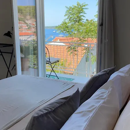 Yukka Comfor Center Hvar With Parking شقة هفار